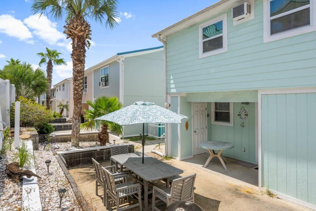 New! Steps To White Sand Beaches! Pool & Grill! 2Br 2Ba Panama City Beach Exterior photo