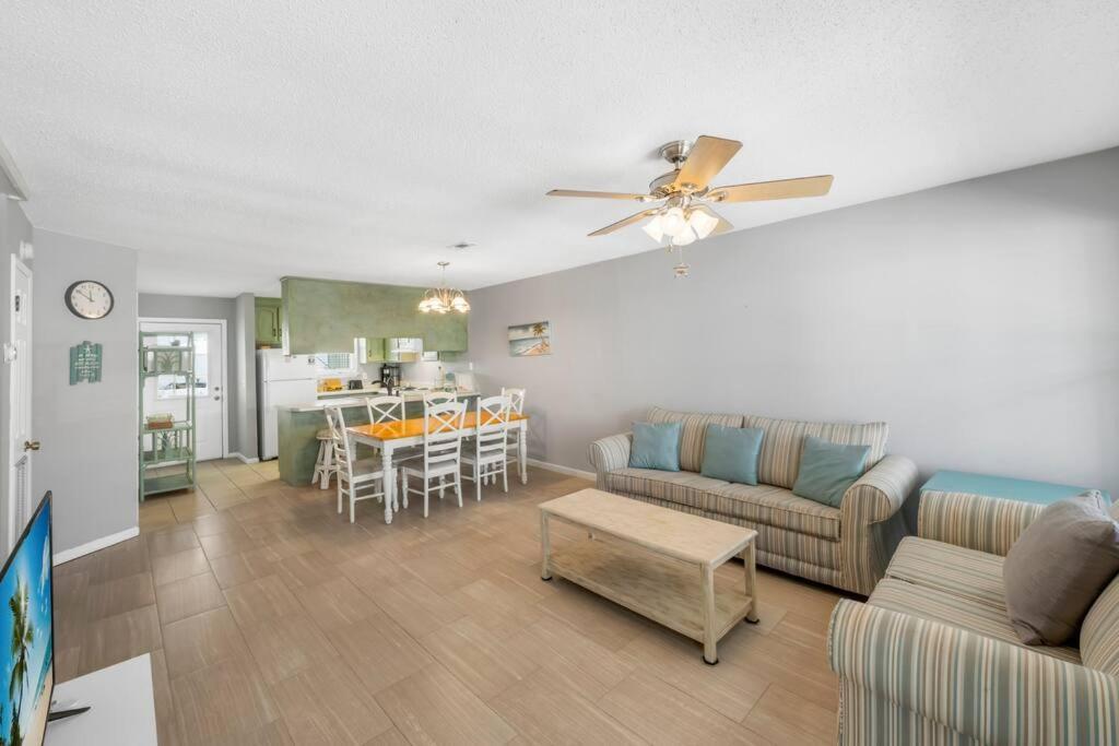 New! Steps To White Sand Beaches! Pool & Grill! 2Br 2Ba Panama City Beach Exterior photo